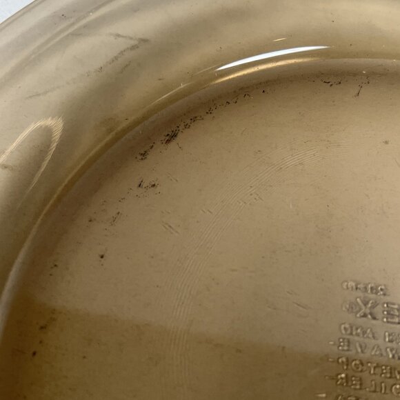 PYREX #209 Pie Pan Plate Dish 9" AMBER Glass ~Made in USA - Picture 4 of 7
